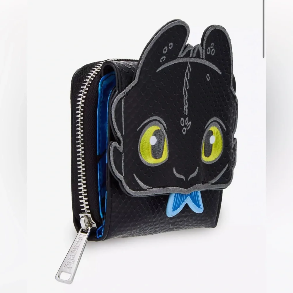 Loungefly DreamWorks How to Train Your Dragon Toothless & Fish Set
